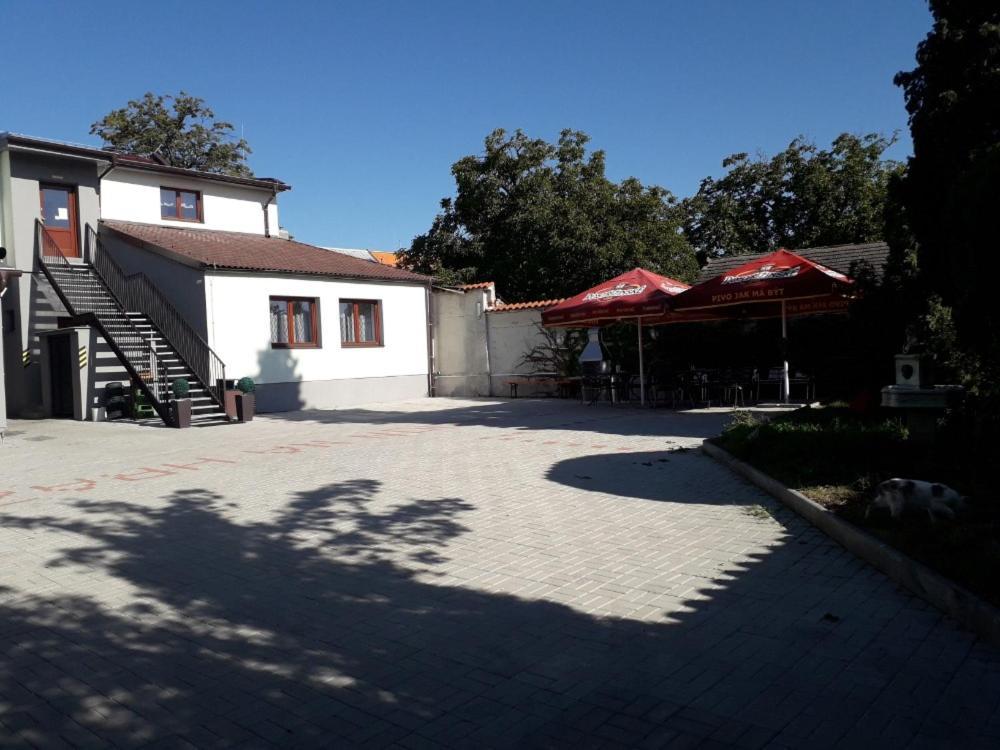 Penzion Na Hrazi Poděbrady Εξωτερικό φωτογραφία